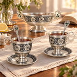 Teeservice 925 Silber mit Niello Für Zwei — Lifestyle-Setting am Teetisch