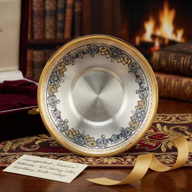 Kaffee - & Teeuntertasse „Tradition“ – 925 Silber vergoldet mit Niello Lifestyle