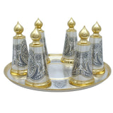 Schnapsbecher-Set 925 Silber Zwiebel-Kuppeln — sechs Becher mit vergoldeten Deckeln und Niello-Ornament auf Tablett