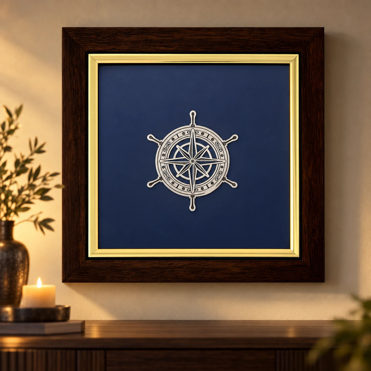 Wandbild Windrose — Lifestyle-Setting an der Wohnzimmerwand
