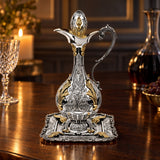 Weinkaraffe & Silbertablett 925 Silber vergoldet — Lifestyle-Setting am Weintisch
